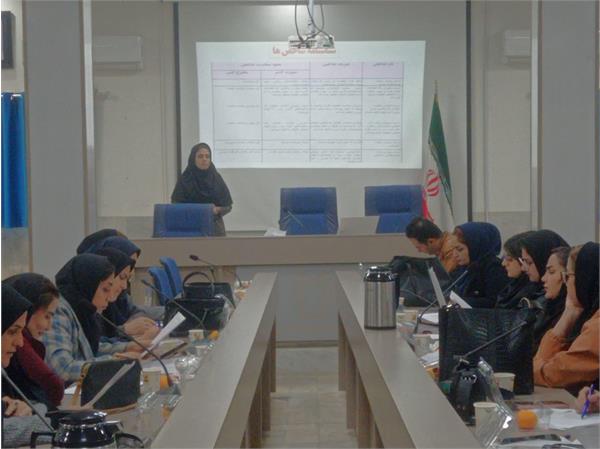 💠برگزاری کارگاه آموزشی "برنامه ملی خود مراقبتی و برنامه ریزی در محیط حامی سلامت با مشارکت سازمانها،باز آموزی فاز ۲ مداخلات نیاز سنجی" جهت مراقبین سلامت ناظر ،مراقبین سلامت و بهورزان برگزار گردید.