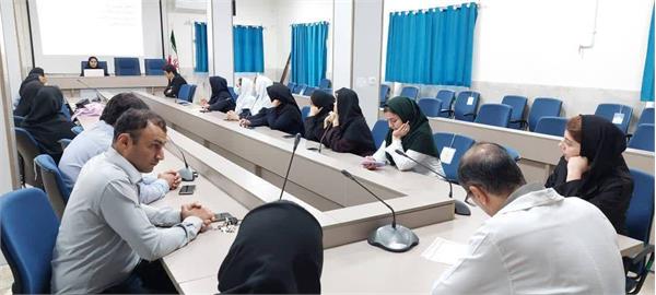 برگزاری کلاس‌های آموزشی ارگونومی در محیط کار و ایمنی مواد شیمیایی